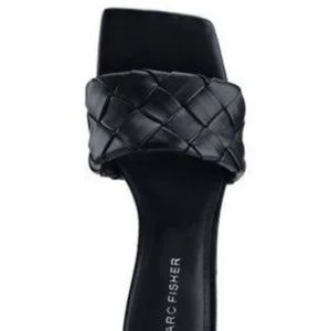 NIB Marc Fisher Womens Darasa Black Woven braided Slip On square toe sandal
